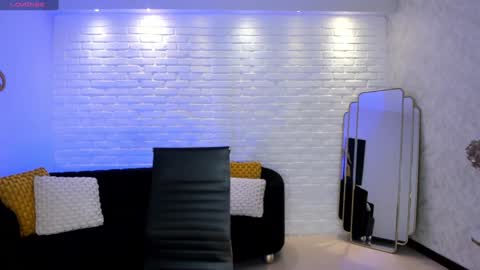 Snapshot of mararicci chatting on 12-28-24, 10:47 MARA online show from 12-28-24, 10:47