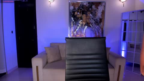 Snapshot of mararicci chatting on 01-18-25, 02:14 MARA online show from 01-18-25, 02:14