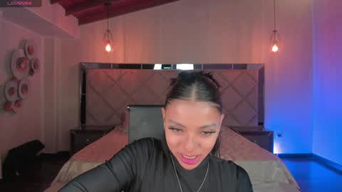 Snapshot of mararicci chatting on 02-06-25, 02:44 MARA online show from 02-06-25, 02:44