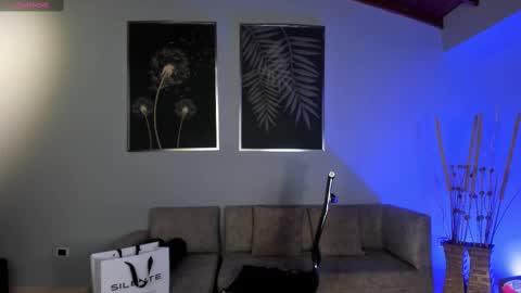 Snapshot of mararicci chatting on 03-04-25, 02:17 MARA online show from 03-04-25, 02:17