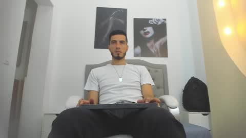 Marc Ruffalo online show from 03-01-26, 04:42