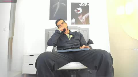 Marc Ruffalo online show from 03-21-26, 11:37