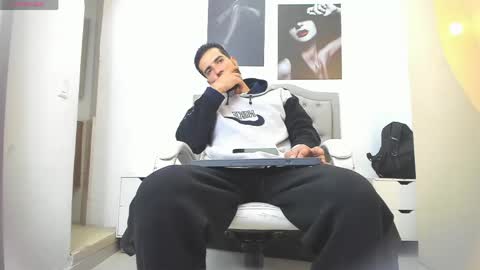 Marc Ruffalo online show from 04-17-26, 12:19