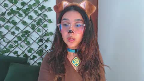 Snapshot of marce_bunny chatting on 10-31-25, 04:19 Marcela online show from 10-31-25, 04:19