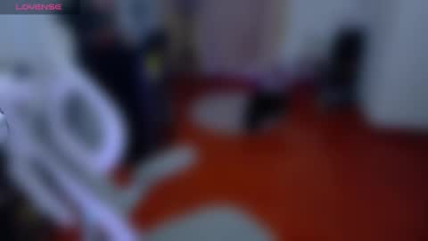 Snapshot of marcela2101s chatting on 11-06-25, 12:44 marcela2101s online show from 11-06-25, 12:44