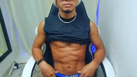 Snapshot of marcelobigblack chatting on 11-21-25, 11:20 marcelobigblack online show from 11-21-25, 11:20