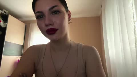 Julia online show from 04-22-26, 07:33