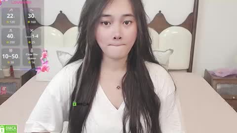 Snapshot of marcialena chatting on 11-17-25, 03:23 Lena online show from 11-17-25, 03:23