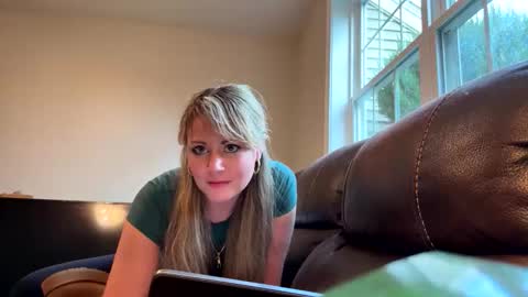 Marci Wallace online show from 11-13-25, 07:13