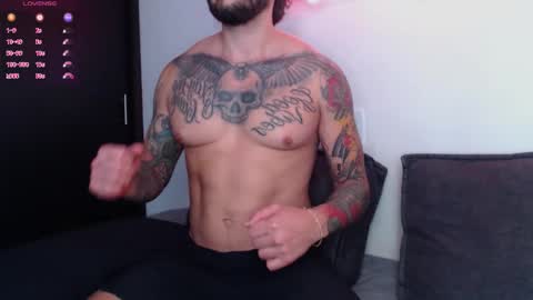 Snapshot of marco_allison43 chatting on 10-12-25, 07:02 marco_allison43 online show from 10-12-25, 07:02