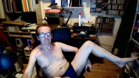 Snapshot of marcorm71 chatting on 07-07-26, 06:12 Marco online show from 07-07-26, 06:12