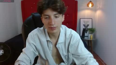 Snapshot of marcoviolet chatting on 06-01-26, 07:37 marcoviolet online show from 06-01-26, 07:37