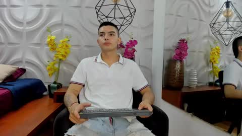 marcovitto online show from 12-30-24, 05:04