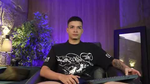 Marco and Ethan online show from 06-24-26, 04:33