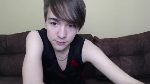 Snapshot of marcus_cuteboy chatting on 02-11-25, 12:37 Marcus online show from 02-11-25, 12:37