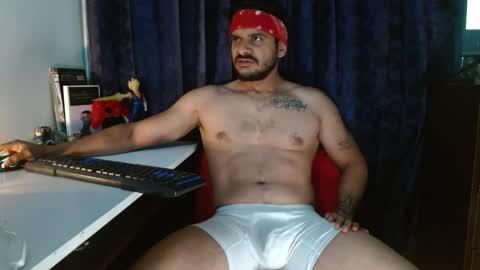 Snapshot of marcus_phoenix chatting on 11-18-25, 12:05 Marcus online show from 11-18-25, 12:05