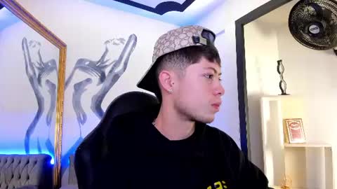 Snapshot of marcuscollins1_ chatting on 07-18-26, 12:09 Marcus online show from 07-18-26, 12:09