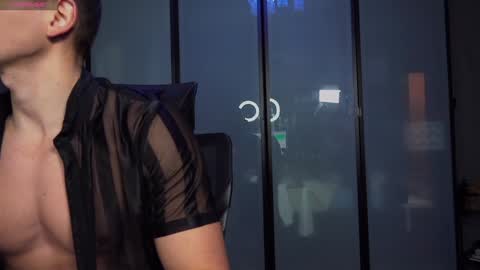 Snapshot of marcusdiamond chatting on 02-03-25, 04:31 Marcus Diamond online show from 02-03-25, 04:31