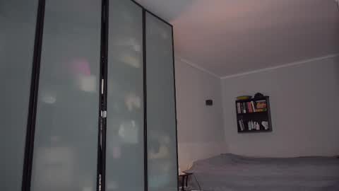 Marcus Diamond  online show from 05-04-26, 03:19