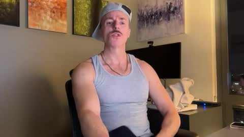 Snapshot of marcusripped1 chatting on 12-21-25, 11:12 Marcus online show from 12-21-25, 11:12