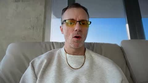 Snapshot of marcusripped1 chatting on 02-07-26, 04:00 Marcus online show from 02-07-26, 04:00