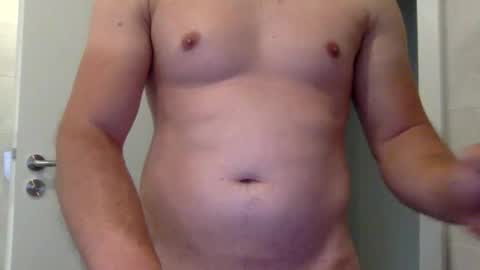 marcwholoves26 online show from 05-05-26, 09:28