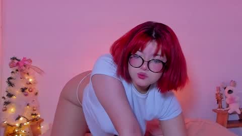 Snapshot of marcy_grey chatting on 12-17-24, 04:56 danna online show from 12-17-24, 04:56