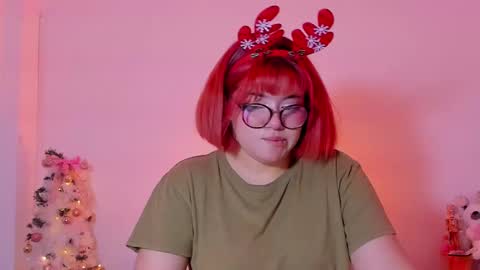 Snapshot of marcy_grey chatting on 12-25-24, 02:57 danna online show from 12-25-24, 02:57