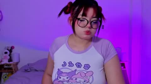 Snapshot of marcy_grey chatting on 02-03-25, 12:03 danna online show from 02-03-25, 12:03