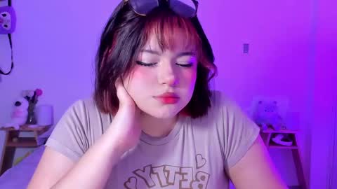 Snapshot of marcy_grey chatting on 02-09-25, 10:42 danna online show from 02-09-25, 10:42