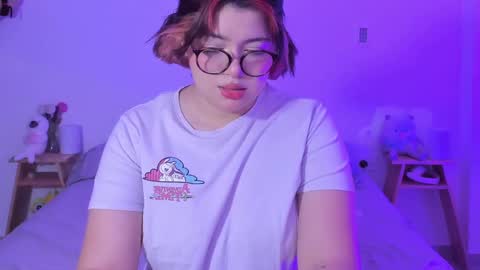 Snapshot of marcy_grey chatting on 02-20-25, 12:30 danna online show from 02-20-25, 12:30