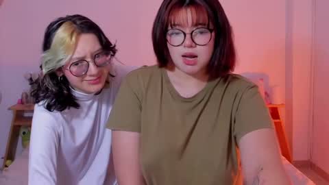 Snapshot of marcy_grey chatting on 03-07-25, 10:32 danna online show from 03-07-25, 10:32