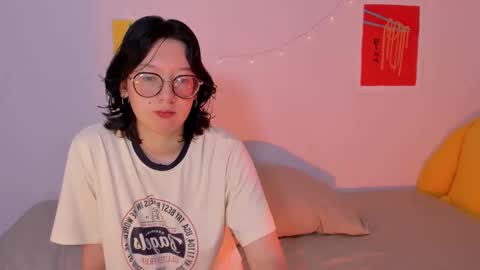 Snapshot of marcy_grey chatting on 11-06-25, 09:48 danna online show from 11-06-25, 09:48