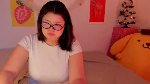 Snapshot of marcy_grey chatting on 12-16-25, 10:15 danna online show from 12-16-25, 10:15