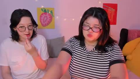 Snapshot of marcy_grey chatting on 01-14-26, 03:45 danna online show from 01-14-26, 03:45