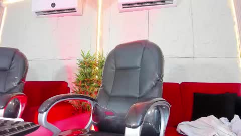 Snapshot of marelynsummer chatting on 02-17-26, 05:08 Marelyn online show from 02-17-26, 05:08