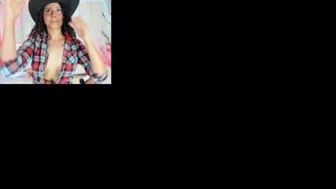 Snapshot of marelynsummer chatting on 03-06-26, 05:09 Marelyn online show from 03-06-26, 05:09