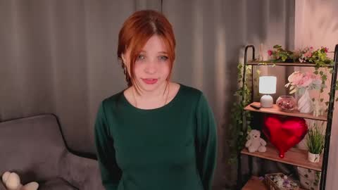 Snapshot of margaretrobinson_ chatting on 04-02-26, 04:37 Maria online show from 04-02-26, 04:37