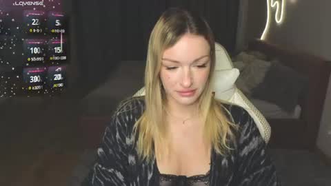 Snapshot of margaretsweet1 chatting on 08-07-26, 01:18 Margaret online show from 08-07-26, 01:18