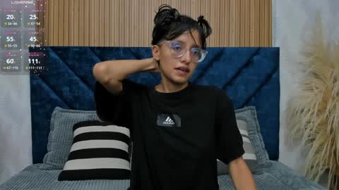 Snapshot of marge_lasander chatting on 02-06-25, 01:38 Aitana online show from 02-06-25, 01:38