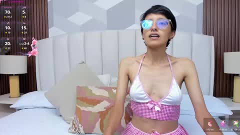 Snapshot of marge_lasander chatting on 10-29-25, 02:03 Aitana online show from 10-29-25, 02:03