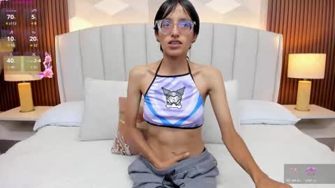 Snapshot of marge_lasander chatting on 11-07-25, 02:22 Aitana online show from 11-07-25, 02:22