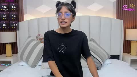 Snapshot of marge_lasander chatting on 01-16-26, 02:15 Aitana online show from 01-16-26, 02:15