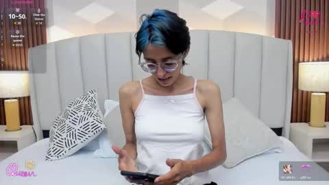 Snapshot of marge_lasander chatting on 03-10-26, 01:43 Aitana online show from 03-10-26, 01:43