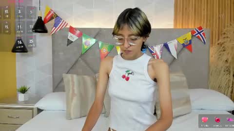 Aitana online show from 07-13-26, 06:22