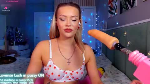 Snapshot of margohotty chatting on 12-21-25, 05:03 Margo for you online show from 12-21-25, 05:03
