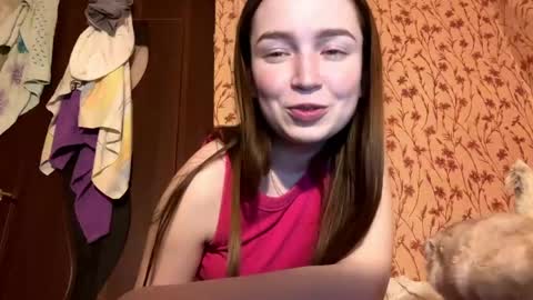 Chloe online show from 04-16-26, 09:39