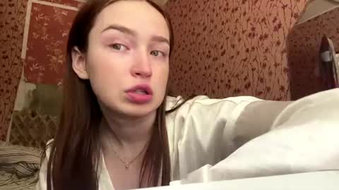 Chloe online show from 07-12-26, 08:38