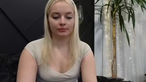 margot_robbie7 online show from 01-28-25, 03:04