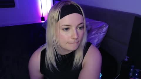 margot_robbie7 online show from 04-29-26, 01:21